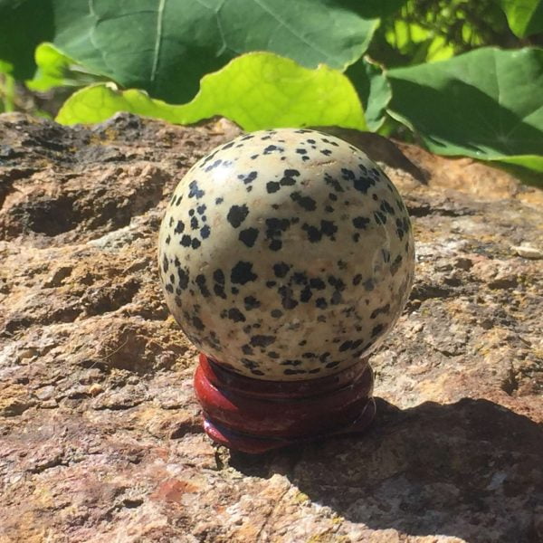Dalmatian jasper sphere - Image 4