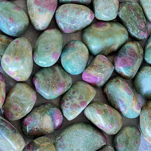 Ruby fuchsite