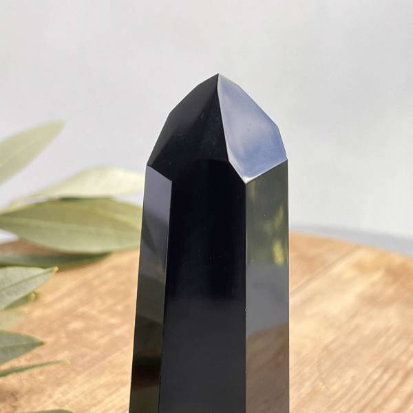 Obsidian tower - Image 2