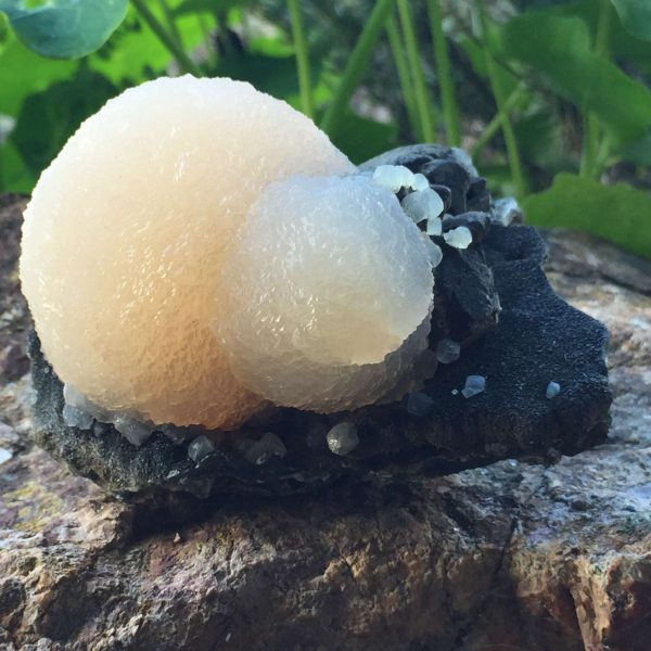 Calcite on black agate