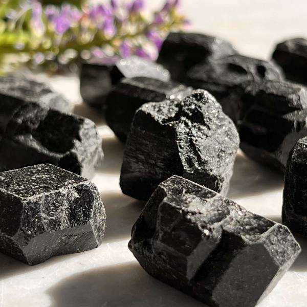 Black tourmaline - Image 2