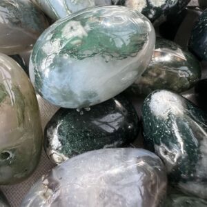 moss agate tumblestone