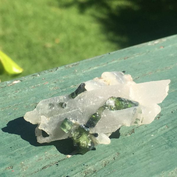 Green tourmaline in quartz - Image 4