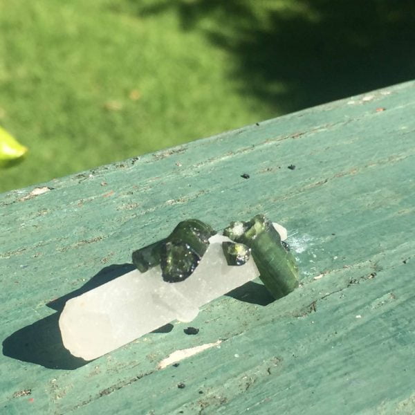 Green tourmaline in quartz - Image 3