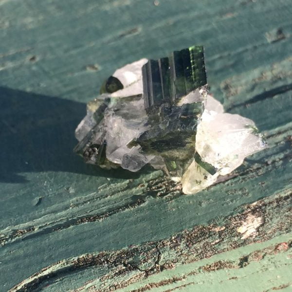 Green tourmaline in quartz - Image 4