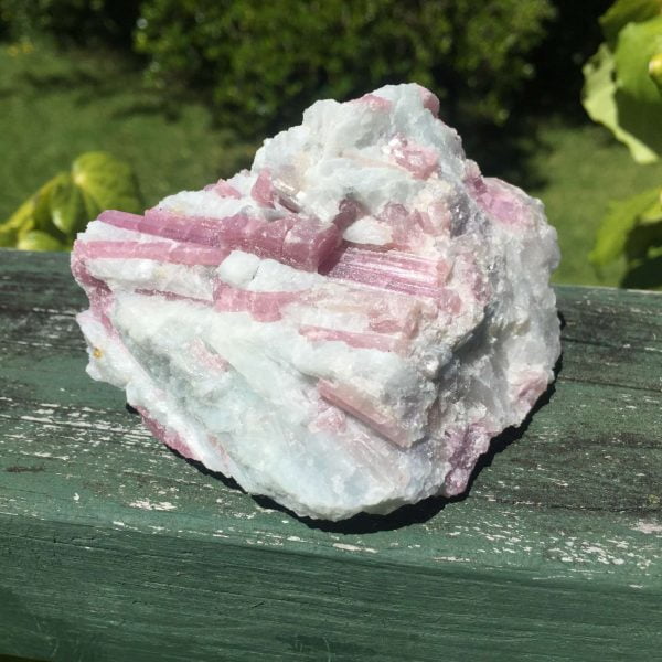 Pink tourmaline in quartz - Image 2