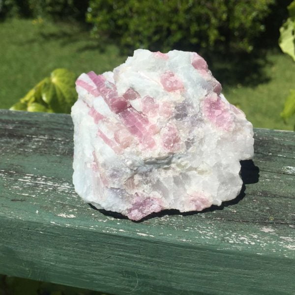 Pink tourmaline in quartz - Image 3