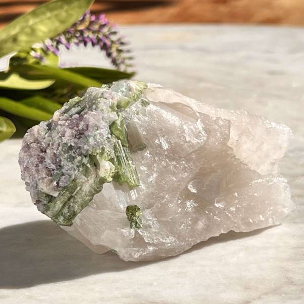 Green tourmaline in quartz with lepidolite - Image 2