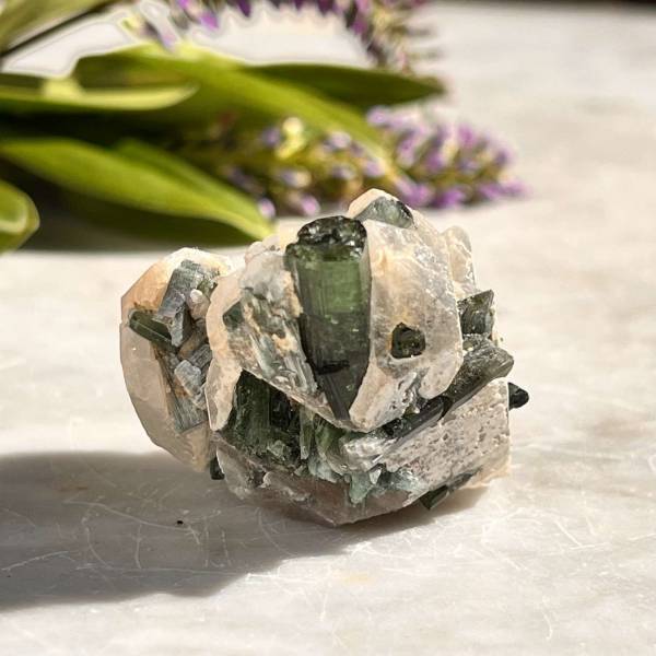 Green tourmaline in quartz - Image 4