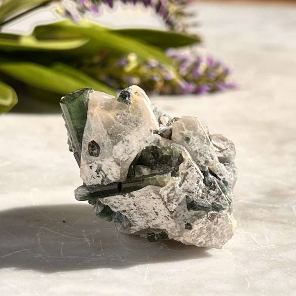 Green tourmaline in quartz - Image 3