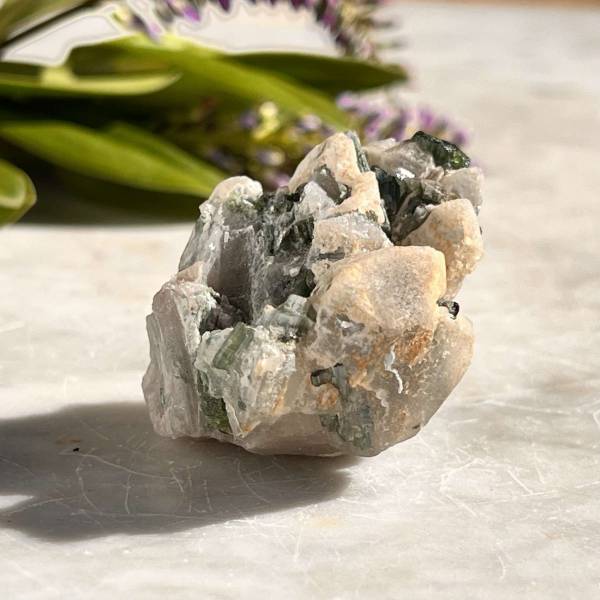 Green tourmaline in quartz - Image 7