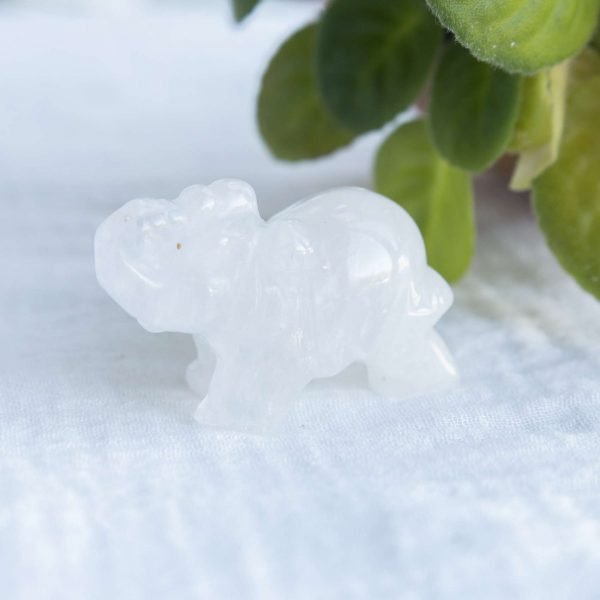 Snow quartz elephant - Image 3