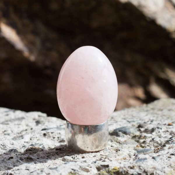 Rose quartz yoni egg - Image 3