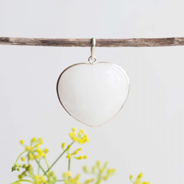 Snow quartz pendant