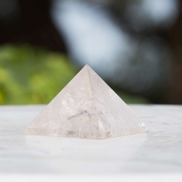 Quartz pyramid - Image 2