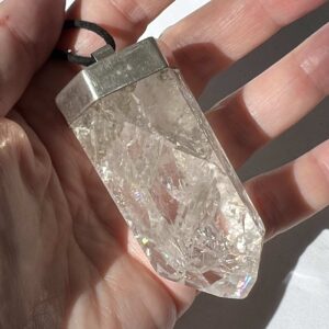 Alternative view of Crackled quartz pendant