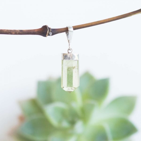 Lemon quartz pendant