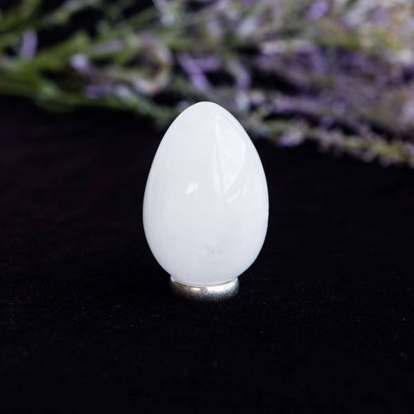 Snow quartz egg - Image 4