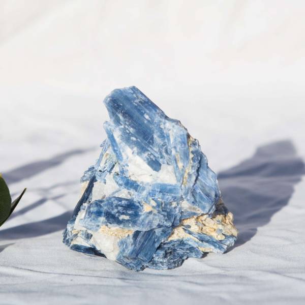 Blue kyanite