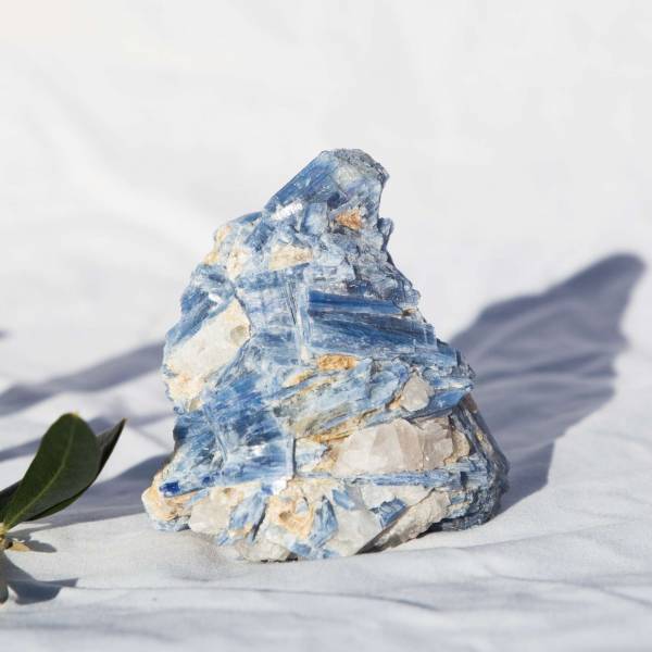 Blue kyanite - Image 3