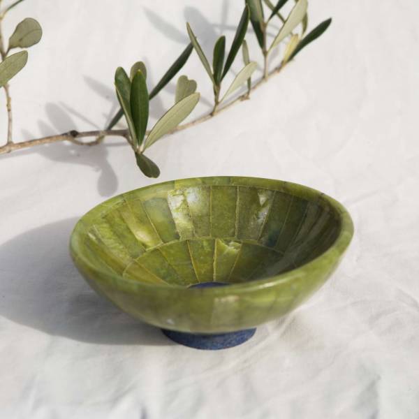 Serpentine and lapis lazuli bowl - Image 7
