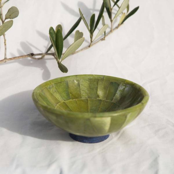Serpentine and lapis lazuli bowl - Image 6