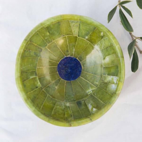Serpentine and lapis lazuli bowl - Image 2