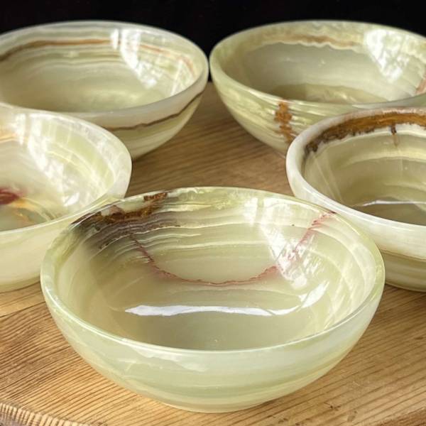 Banded calcite bowl - Image 3
