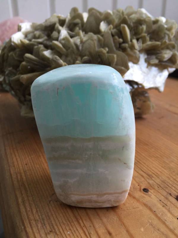 Caribbean calcite freeform - Image 3