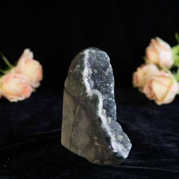 Black amethyst cluster - Image 6