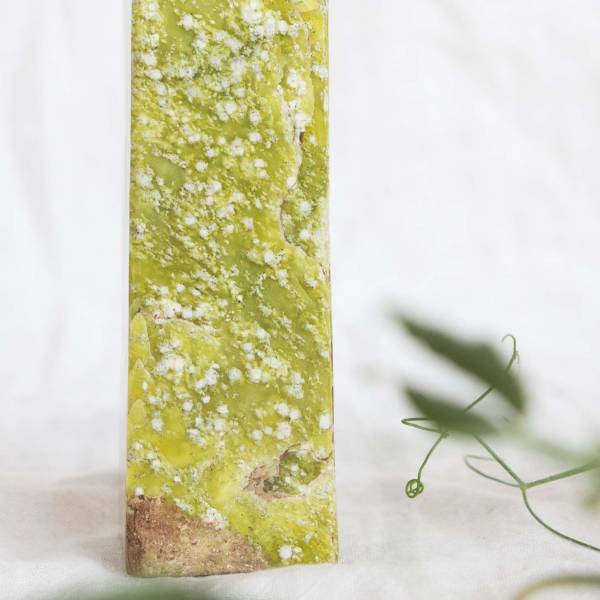 Serpentine obelisk - Image 5