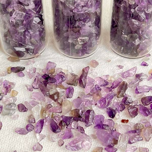 Amethyst gem bottle - Image 3
