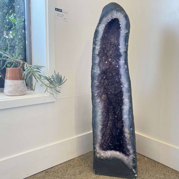 Amethyst geode