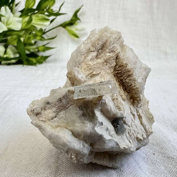 Aquamarine in albite - Image 4