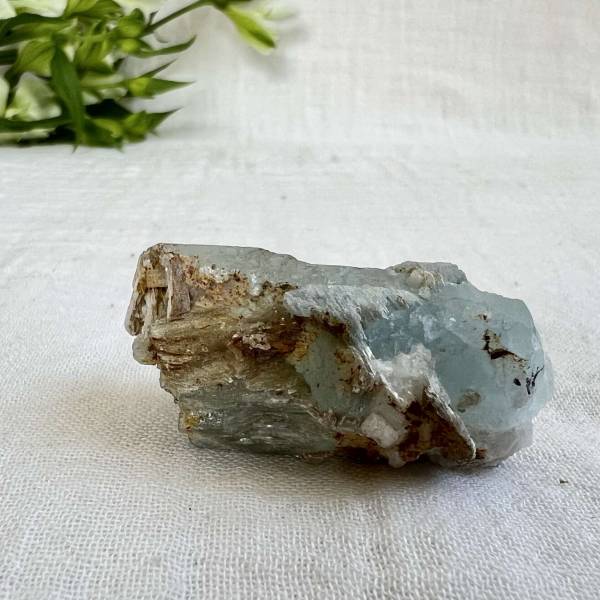 Aquamarine with mica - Image 3