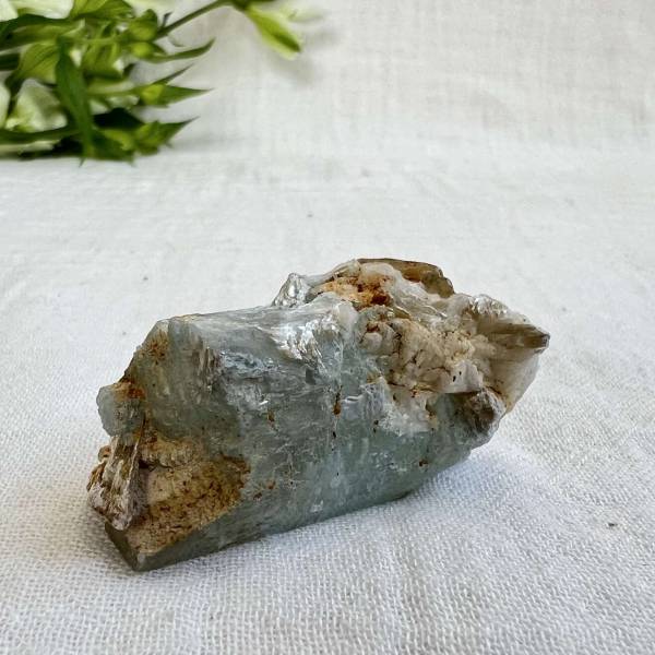 Aquamarine with mica - Image 4