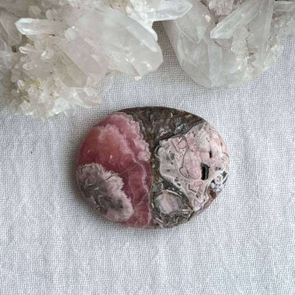 Rhodochrosite palmstone - Image 5