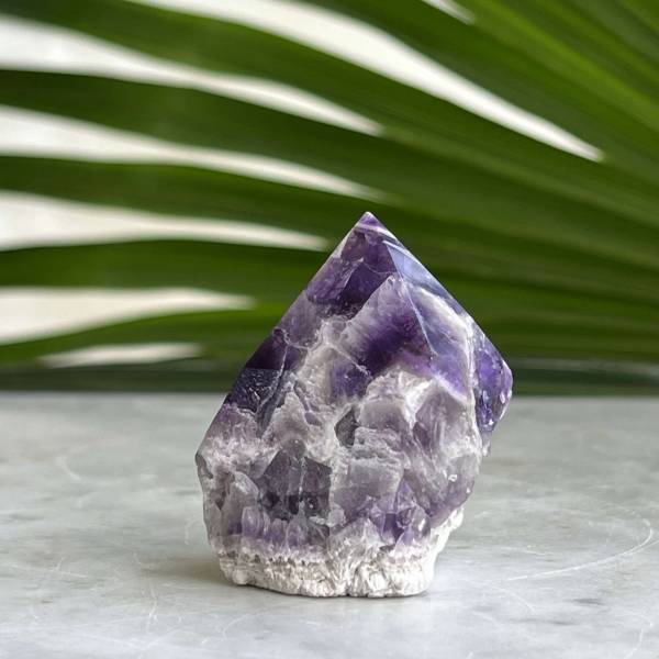 Chevron amethyst - part polished - Image 4