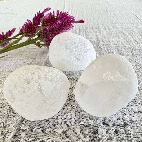 Quartz ema stone - Image 2