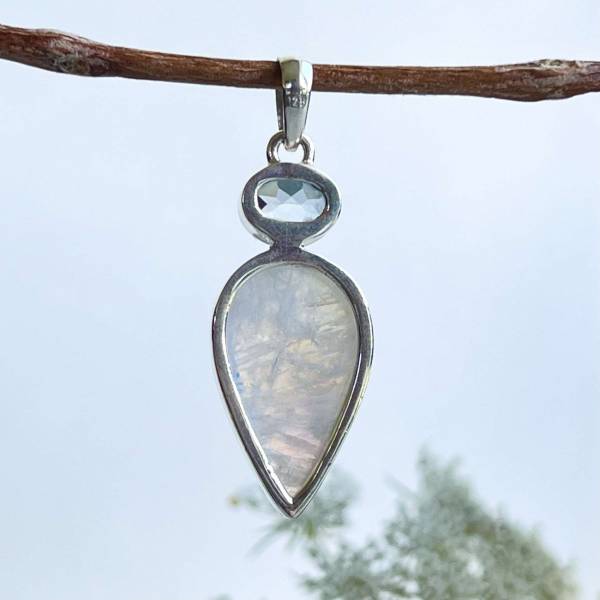 Moonstone and blue topaz pendant - Image 2