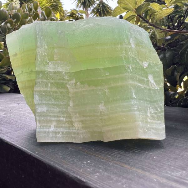 Pistachio calcite - Image 2