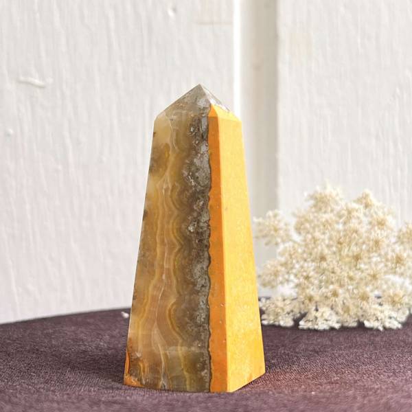 Bumble bee jasper obelisk - Image 4