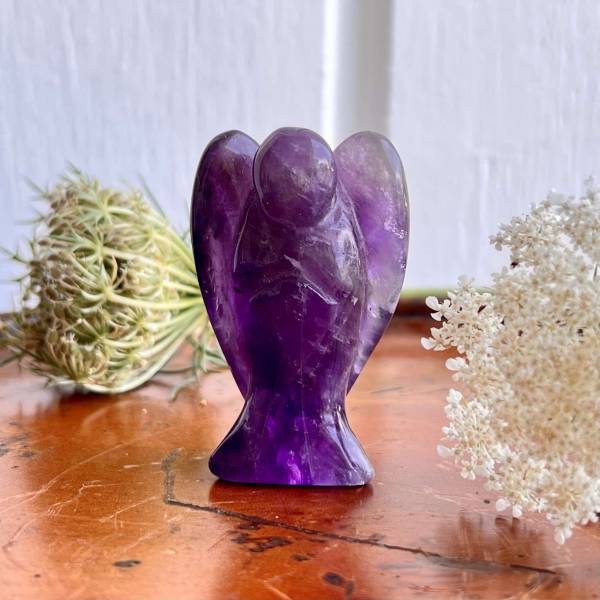 Amethyst angel