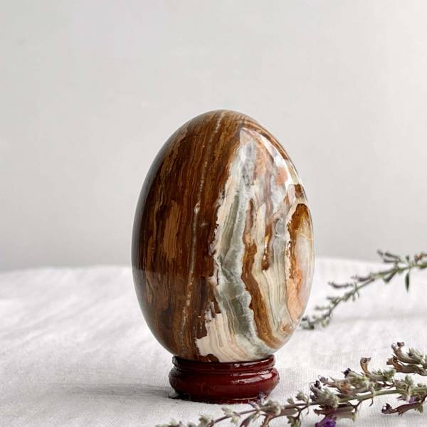 Banded calcite egg - Image 5