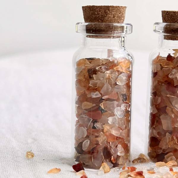 Carnelian gem bottle - Image 3