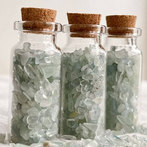 Aquamarine gem bottle - Image 2