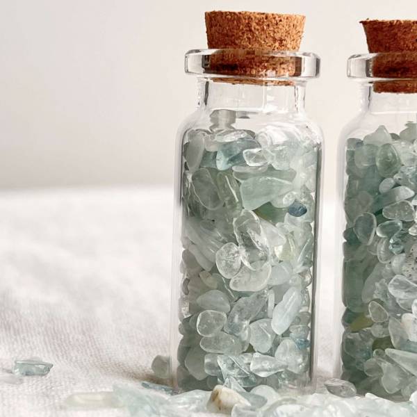 Aquamarine gem bottle - Image 3
