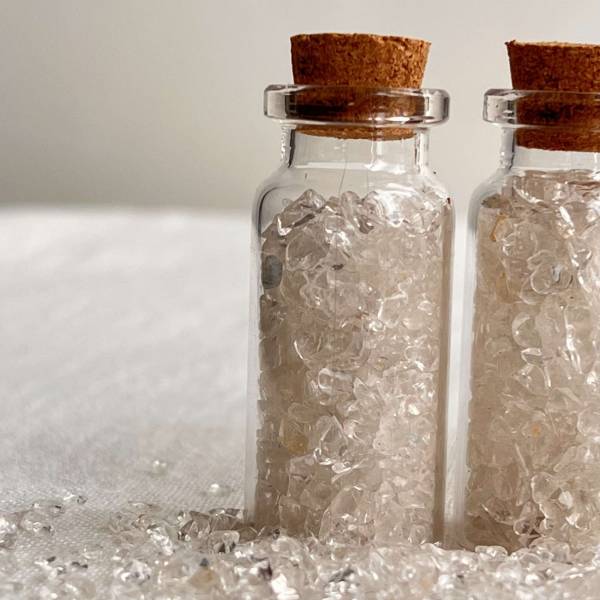 Quartz gem bottle - Image 3
