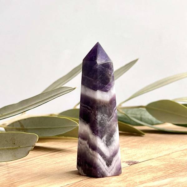 Chevron amethyst tower - Image 2