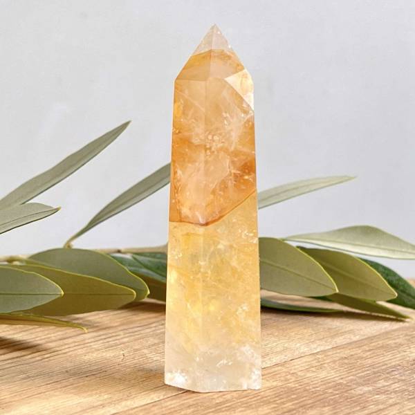 Golden quartz tower - Image 3